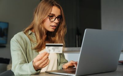 Poduszka finansowa. Ile pieniędzy warto mieć na nieprzewidziane sytuacje?